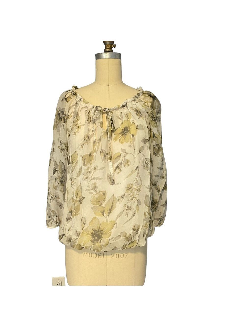 Italian Silk blouson, elastic hem, ruffled crew neck lined top |med - Rosemarine